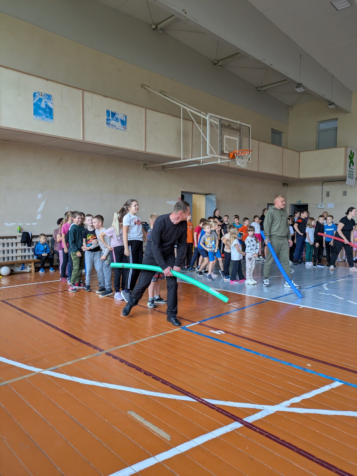 PXL 20251016 091814367-s