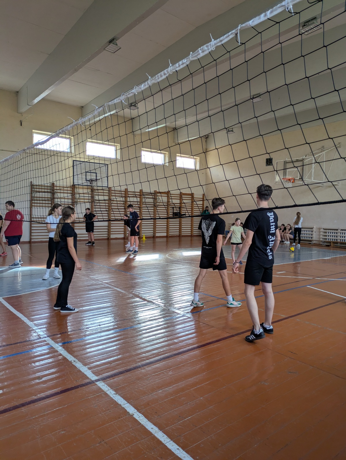 PXL 20251014 102042270-s