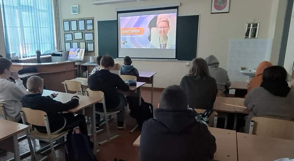 att.LGHE-eFueTZQ VmnrYWxeQ0llqXF gQBuMoKlJtzk8M